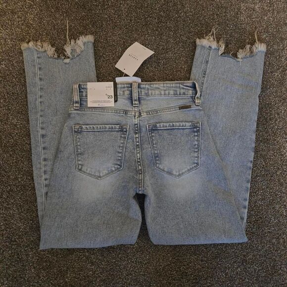 Women's Kancan High Rise Slim Straight Raw Hem Button Denim Jeans 0 NEW - Picture 7 of 8